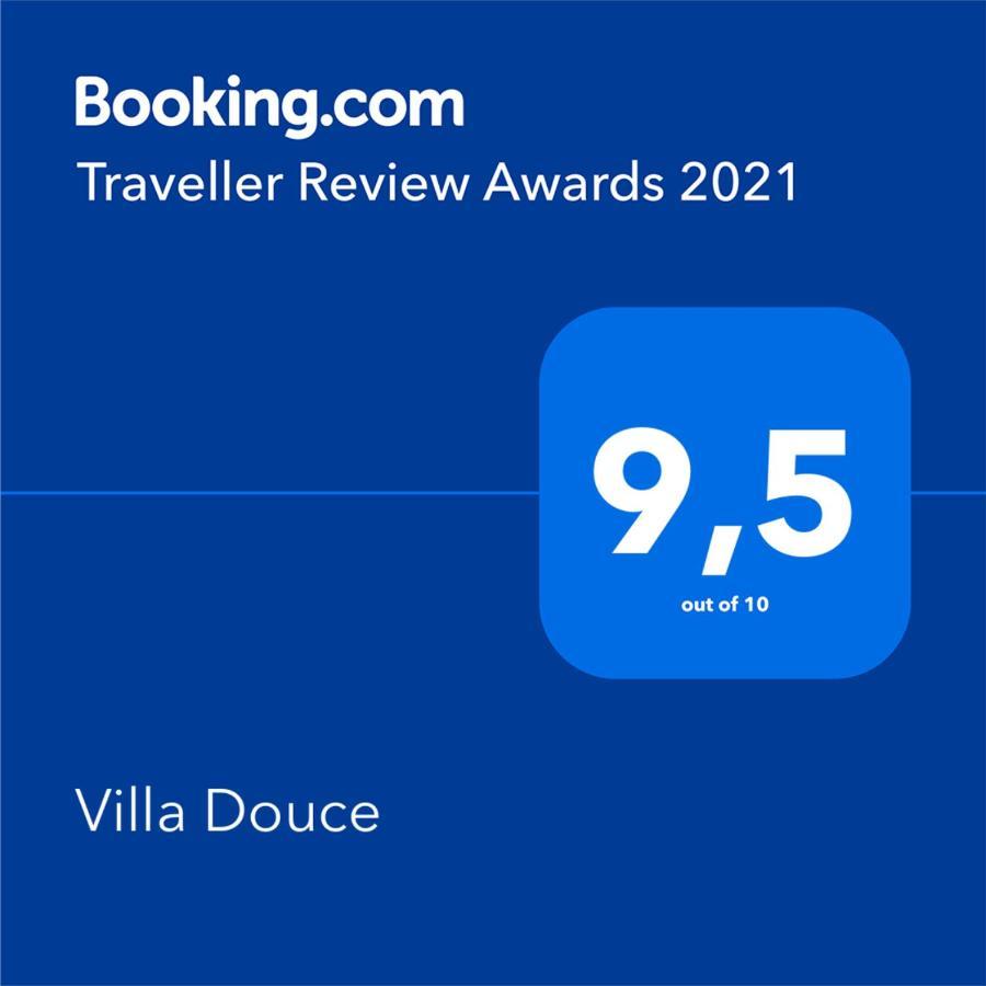 Villa Douce อากง กูแต็งวิลล์ ภายนอก รูปภาพ